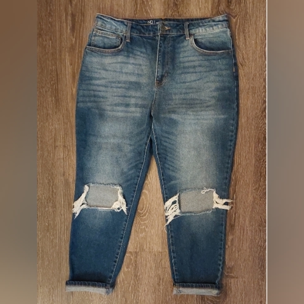 No Boundaries Dark Wash Straight Leg Jeans Busted Knee Distressed Size 15 Denim - Picture 10 of 12